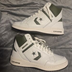 Undefeated X Converse Weapon High